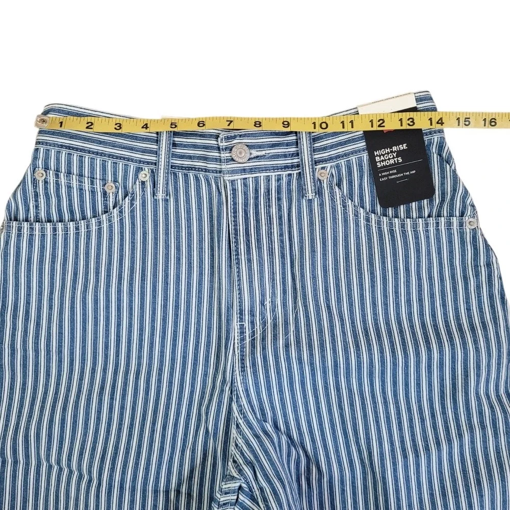 LEVI'S 27 Stripe High Rise Baggy Shorts Women